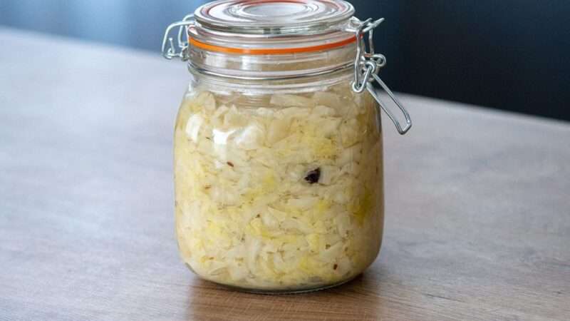 Jak poznat zkažené kysané zelí a jak dlouho vydrží?